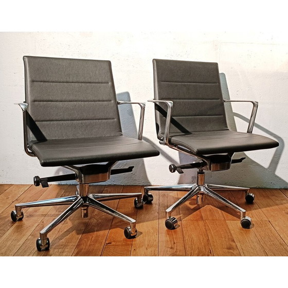 Image 1 of Vintage armchair Una chair Management by Icf