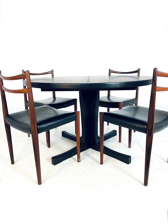 Image 1 of Extendable Danish Dining Table '70s