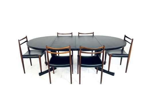 Extendable Danish Dining Table '70s