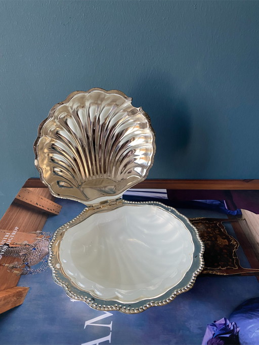 Silver-plated caviar or butter shell