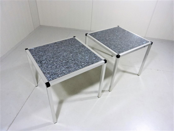 Image 1 of 2 tables d'appoint en granit, 1970-80s