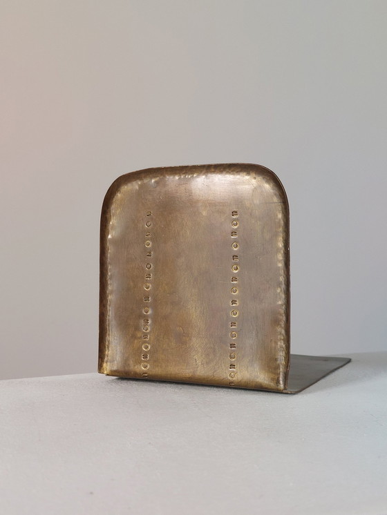 Image 1 of 2 X hayno focken hand-hammered brass bookends bauhaus