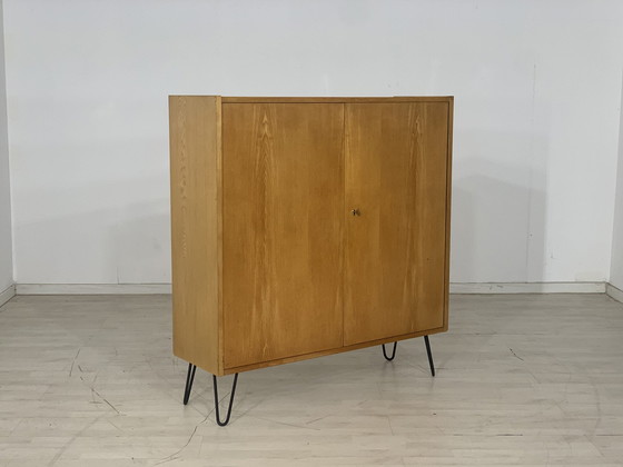 Image 1 of Mid Century commode armoire à linge vintage