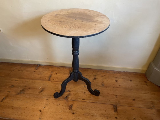 Image 1 of Table Round Side Table Queridon French