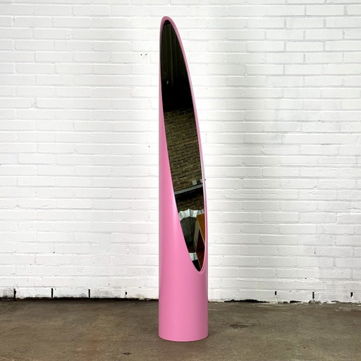 Unghia Mirror Pink By Rodolfo Bonetto | Lipstick Mirror