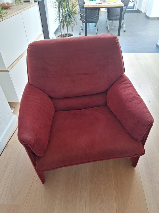 Image 1 of Leolux Armchair