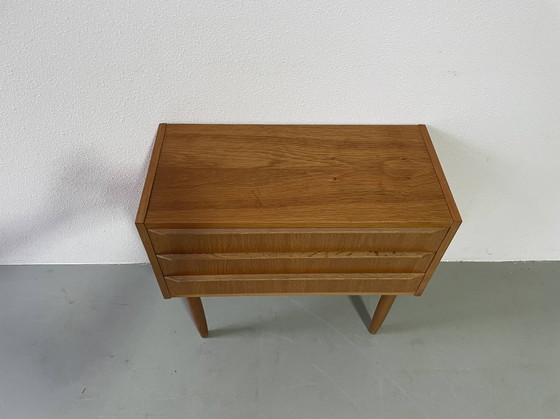 Image 1 of Danish chest of drawers in oak