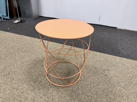 Image 1 of Rolf Benz 8770 Side table pink lacquer 