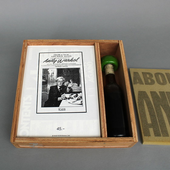 Image 1 of Andy Warhol - A catalogue as multiple - 1992 - Nat Finkelstein - édition numérotée de 200 exemplaires