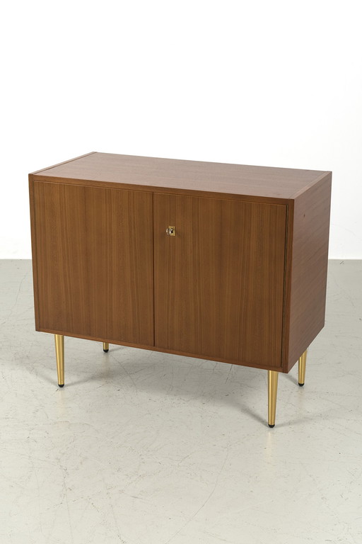 Vintage 2-door cabinet