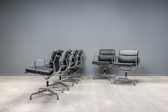 Image 1 of 6x Eames EA208 meeting chair