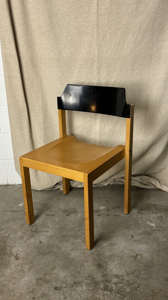 Image 1 of 4X Vintage Stackable Chair