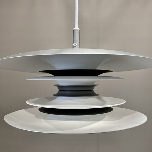 Joakim Fihn" Scandinavian design suspension lamp.