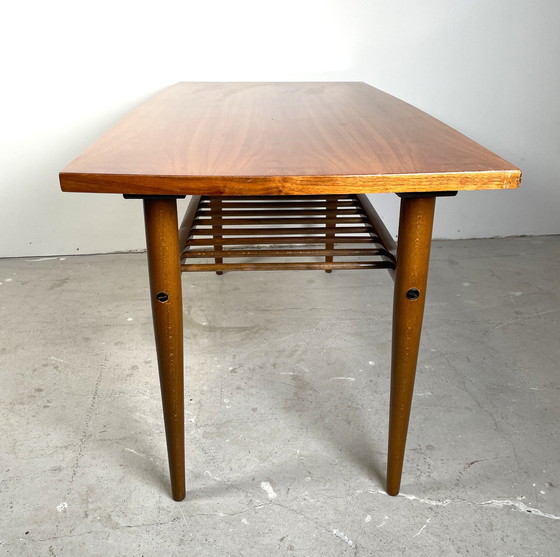 Image 1 of Mesa de centro de estilo danés con superficie de alto brillo