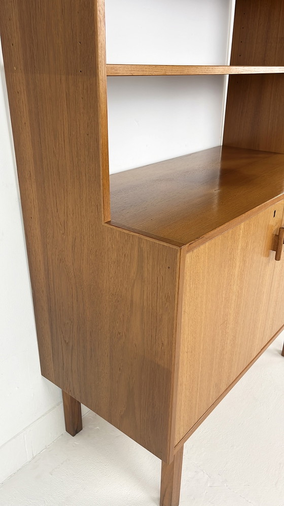 Image 1 of Buffet suédois vintage en placage de teck