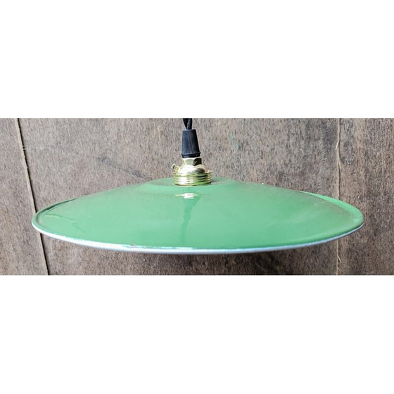 Image 1 of Set di 4 lampade a sospensione vintage industriali in lamiera smaltata verde e bianca, 1930
