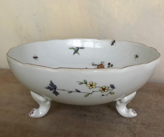 Image 1 of Chantilly Bowl On 3 Legs, Chinese Style, Hand Painted