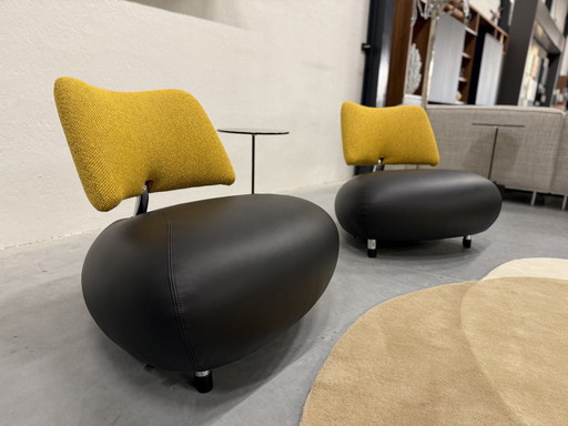 2 Leolux Pallone Armchair Black Leather Yellow Fabric