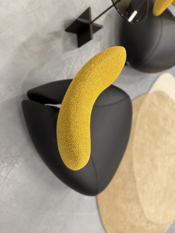 Image 1 of 2 Leolux Pallone Armchair Black Leather Yellow Fabric