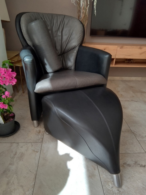 Image 1 of Leolux Excalibur en cuir bicolore avec pouf et coussin