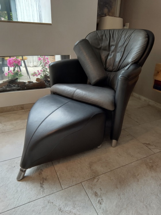 Image 1 of Leolux Excalibur en cuir bicolore avec pouf et coussin