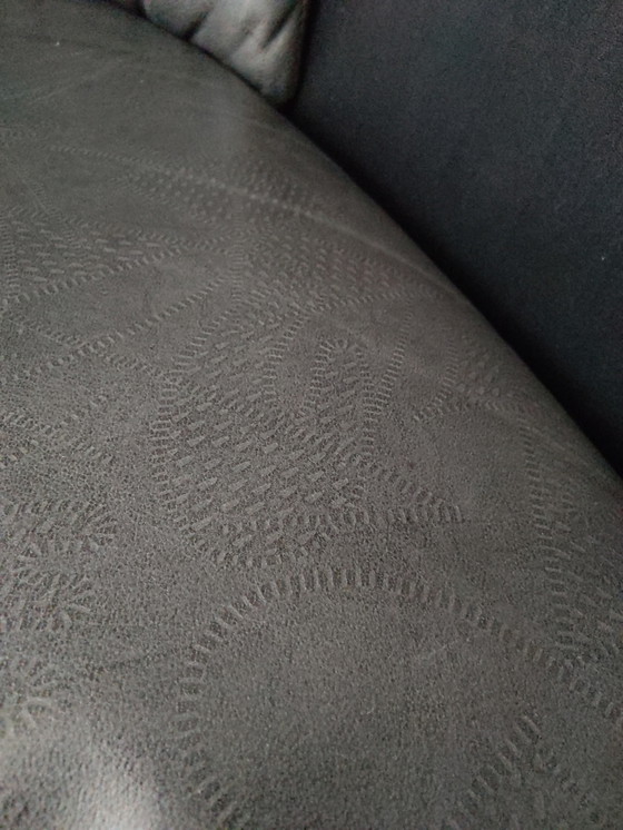 Image 1 of Leolux Excalibur en cuir bicolore avec pouf et coussin