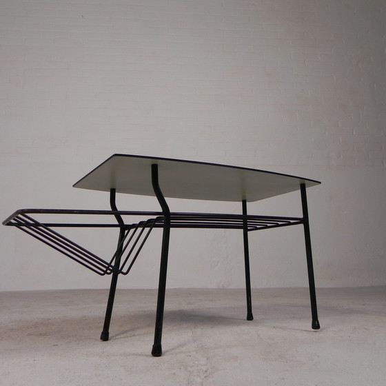 Image 1 of Tavolino da caffè vintage con portariviste, anni '50