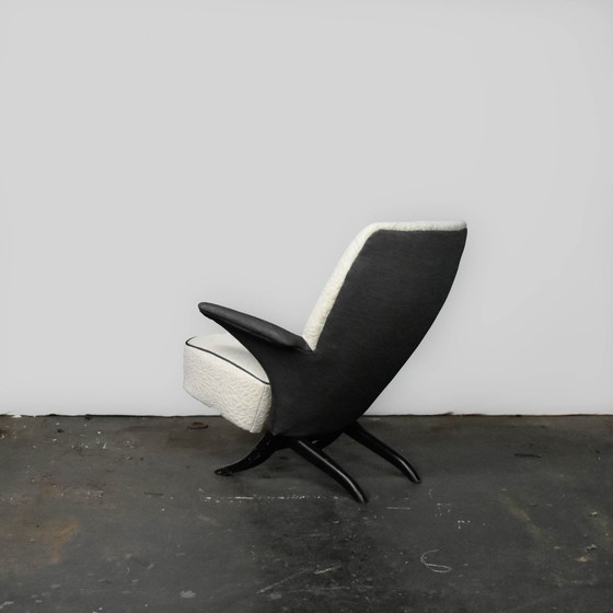 Image 1 of Artifort Penguin Chair