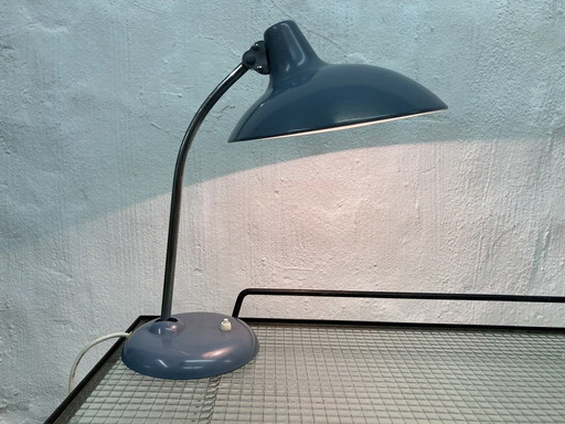 Kaiser Idell 6786 table lamp