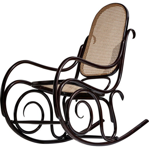 Sedia a dondolo vintage &#39;Modello 825&#39; in legno e vimini di Michael Thonet, 1900