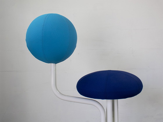 Image 1 of Globe concept ergonomic chair design Peter Opsvik