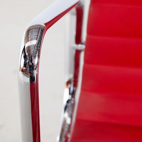 Image 1 of Vintage EA108 office armchair by Charles & Ray Eames