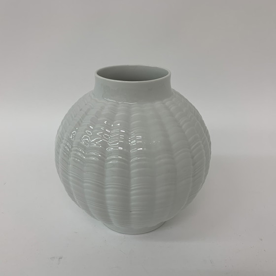 Image 1 of Mid-Century design porcelain Eschenbach vase Kaiser Germany , 1970’s