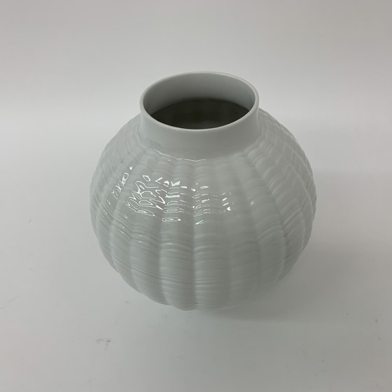 Image 1 of Mid-Century design porcelain Eschenbach vase Kaiser Germany , 1970’s