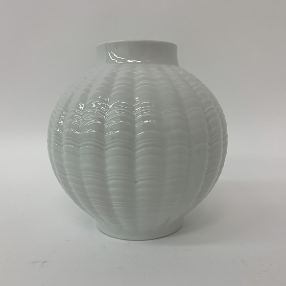 Image 1 of Mid-Century design porcelain Eschenbach vase Kaiser Germany , 1970’s