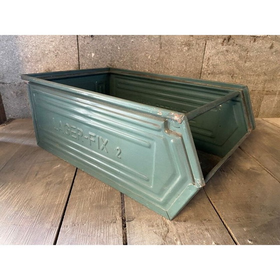 Image 1 of Beccuccio metallico impilabile vintage, 1950