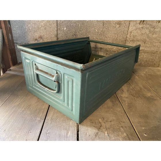 Image 1 of Beccuccio metallico impilabile vintage, 1950