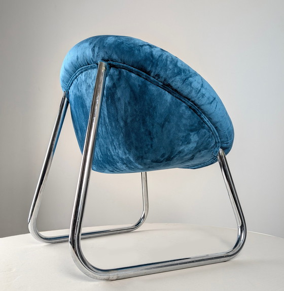 Image 1 of Par de sillones italianos de cromo y terciopelo azul, década de 1970