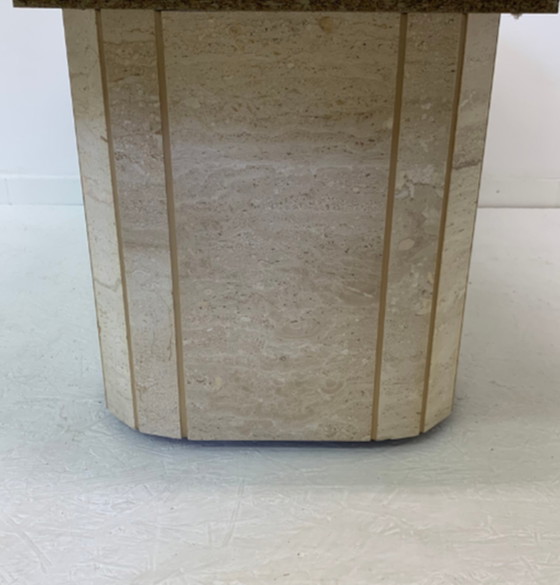 Image 1 of Table basse en travertin, design Mid Century, années 1970