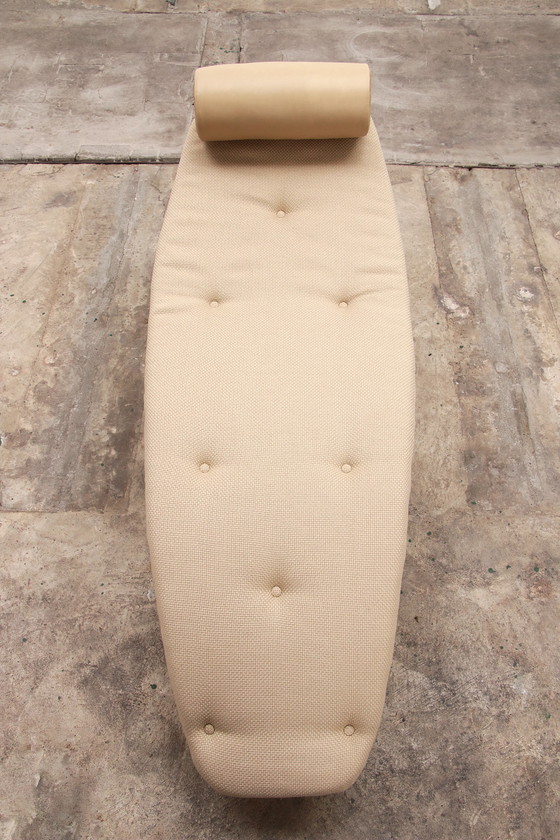 Image 1 of Vintage Lounge armchair reupholstered from the 1960s in the style of Knoll.