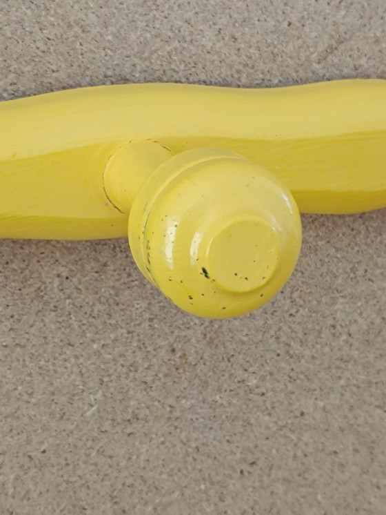 Image 1 of Perchero de madera 