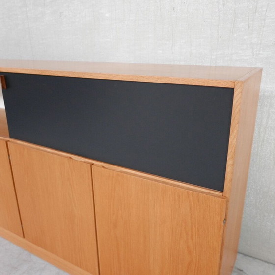 Image 1 of Mid-century modernist sideboard with 4 doors by De Coene