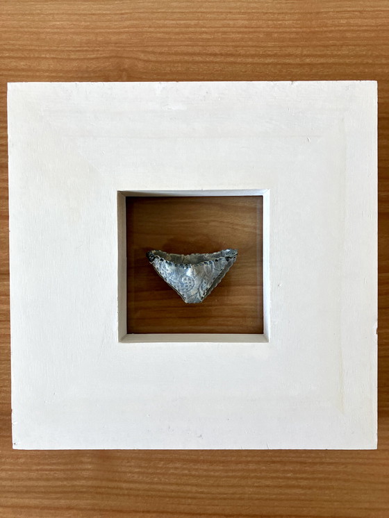 Image 1 of Annemarie Bierlaagh - Frame with ceramics