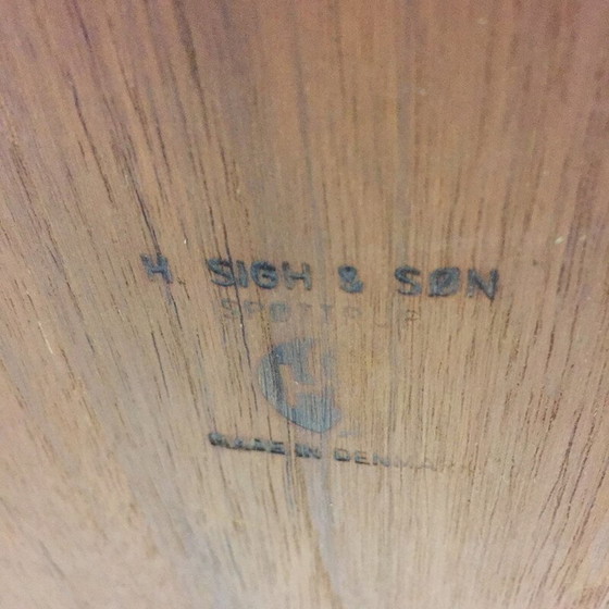 Image 1 of Scandinavian vintage dining table with teak extensions by Willy Sigh for H. Sigh and Sons, Denmark 1960