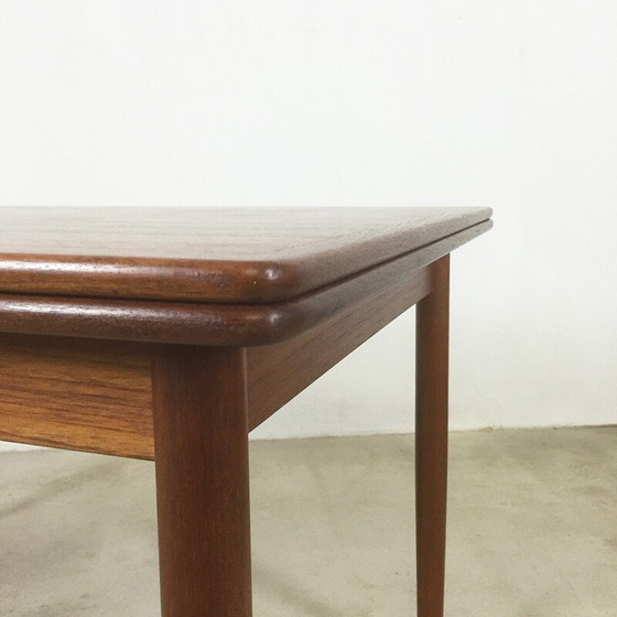 Image 1 of Scandinavian vintage dining table with teak extensions by Willy Sigh for H. Sigh and Sons, Denmark 1960