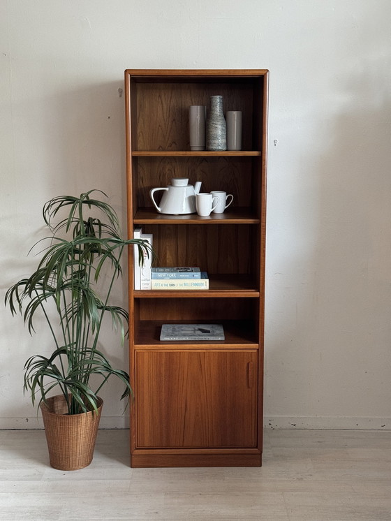 Image 1 of Deux bibliothèques vintage en teck