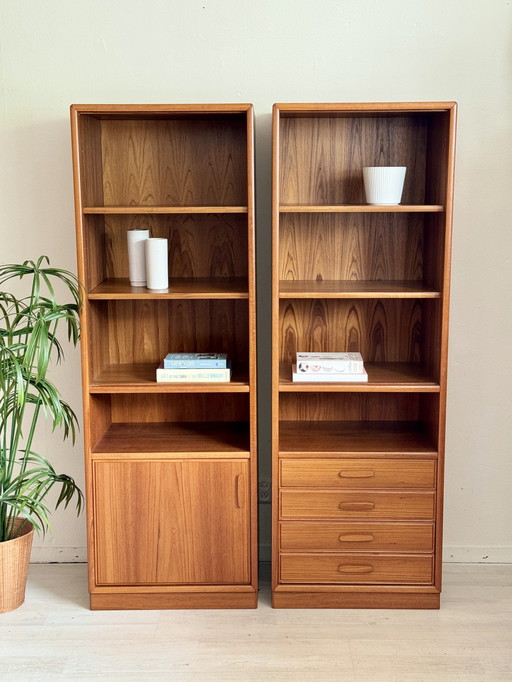 Deux bibliothèques vintage en teck