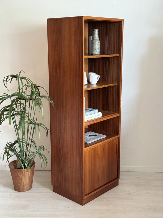 Image 1 of Deux bibliothèques vintage en teck