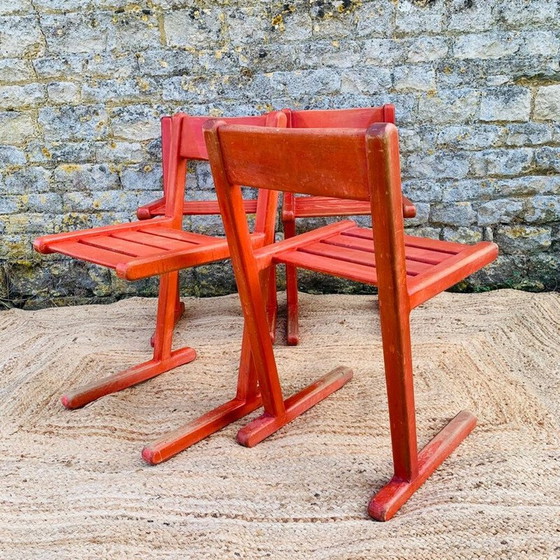 Image 1 of Set di 4 sedie rosse in legno vintage