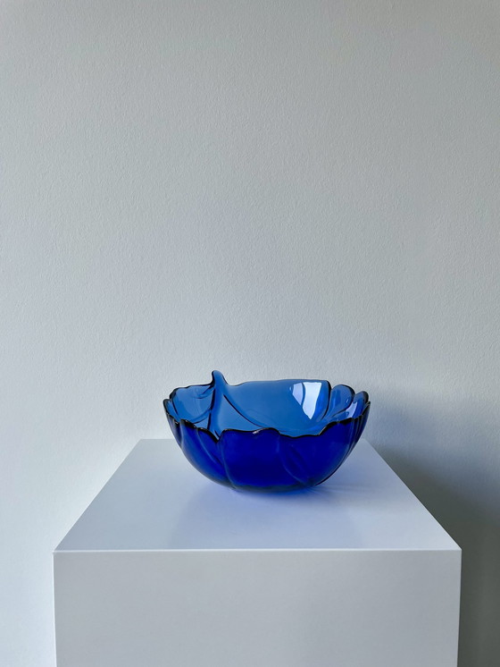 Image 1 of Bowl Leaf Shape Blue Glass